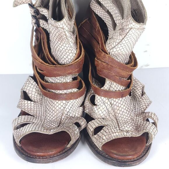FREEBIRD BY STEVEN Women's Nest US8 Brown Leather Snakeskin Zip Strappy Sandals - Picture 6 of 16